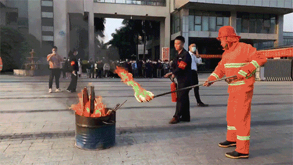 戴思樂集團消防應(yīng)急演練活動