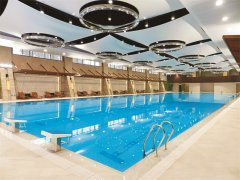 別墅室內(nèi)恒溫游泳池如何解決濕度問題？