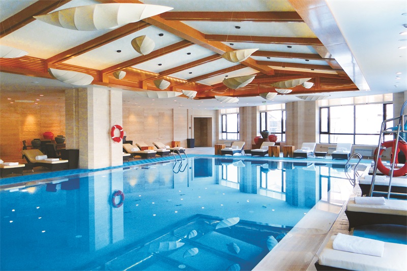 低氯泳池水處理系統(tǒng)為什么能更好的處理泳池水質？