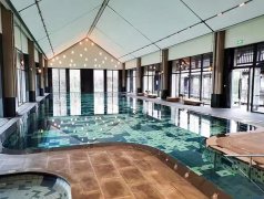 游泳池消毒方式有哪些？泳池專業(yè)公司整理的游泳池消毒解決方案解析來了