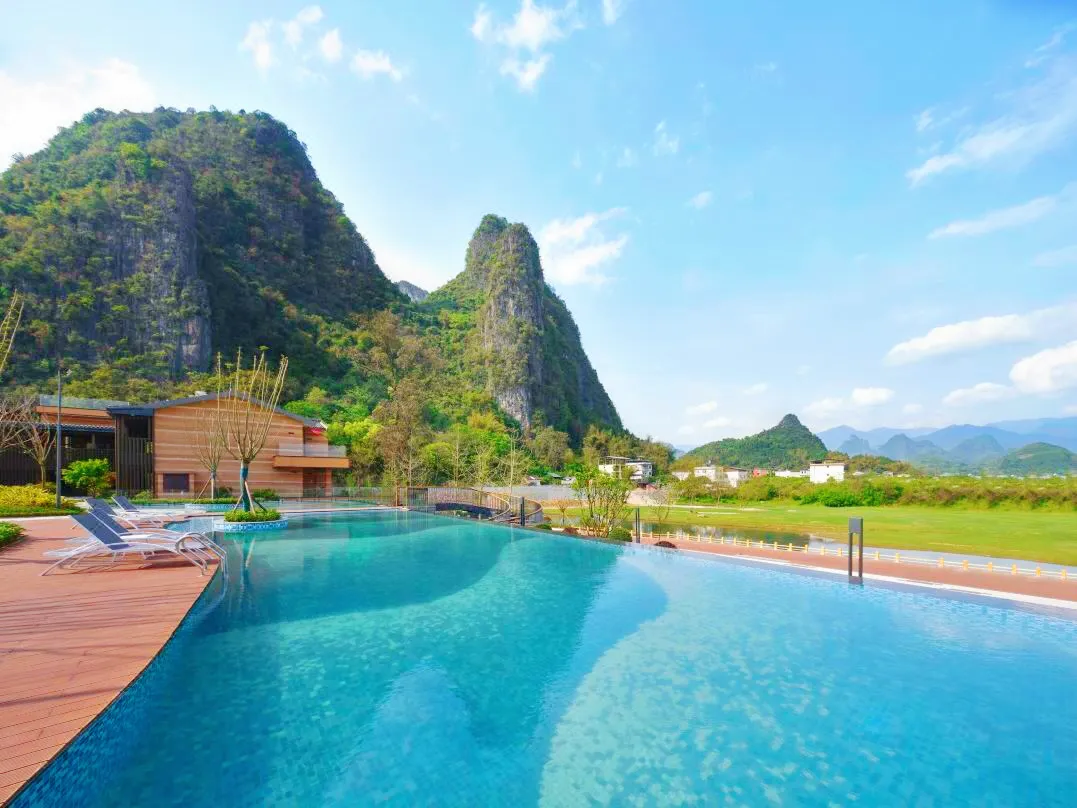 智能無線游泳池吸污機(jī)，泳池清潔難題終結(jié)者！